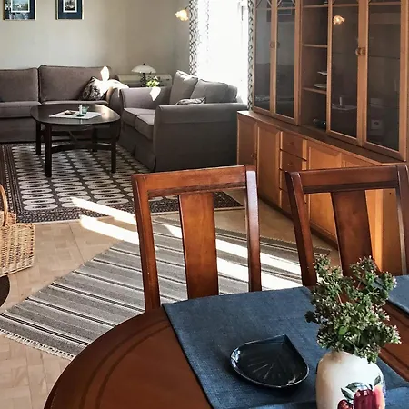 6 Person In Prázdninový dům