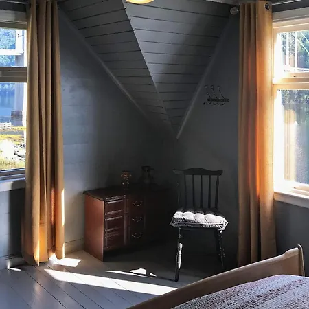 6 Person In Øystese