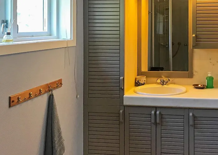 6 Person In Vakantiehuis Øystese