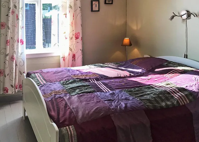 6 Person In Vakantiehuis Øystese